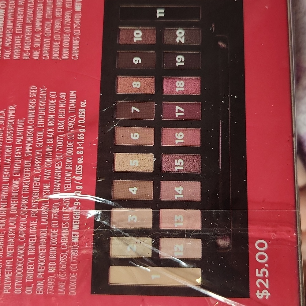 Everyday Glam Eyeshadow Palette 20 Color Essential Makeup Set NWT - Picture 3 of 9